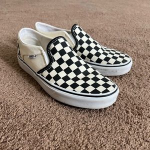 checkered vans